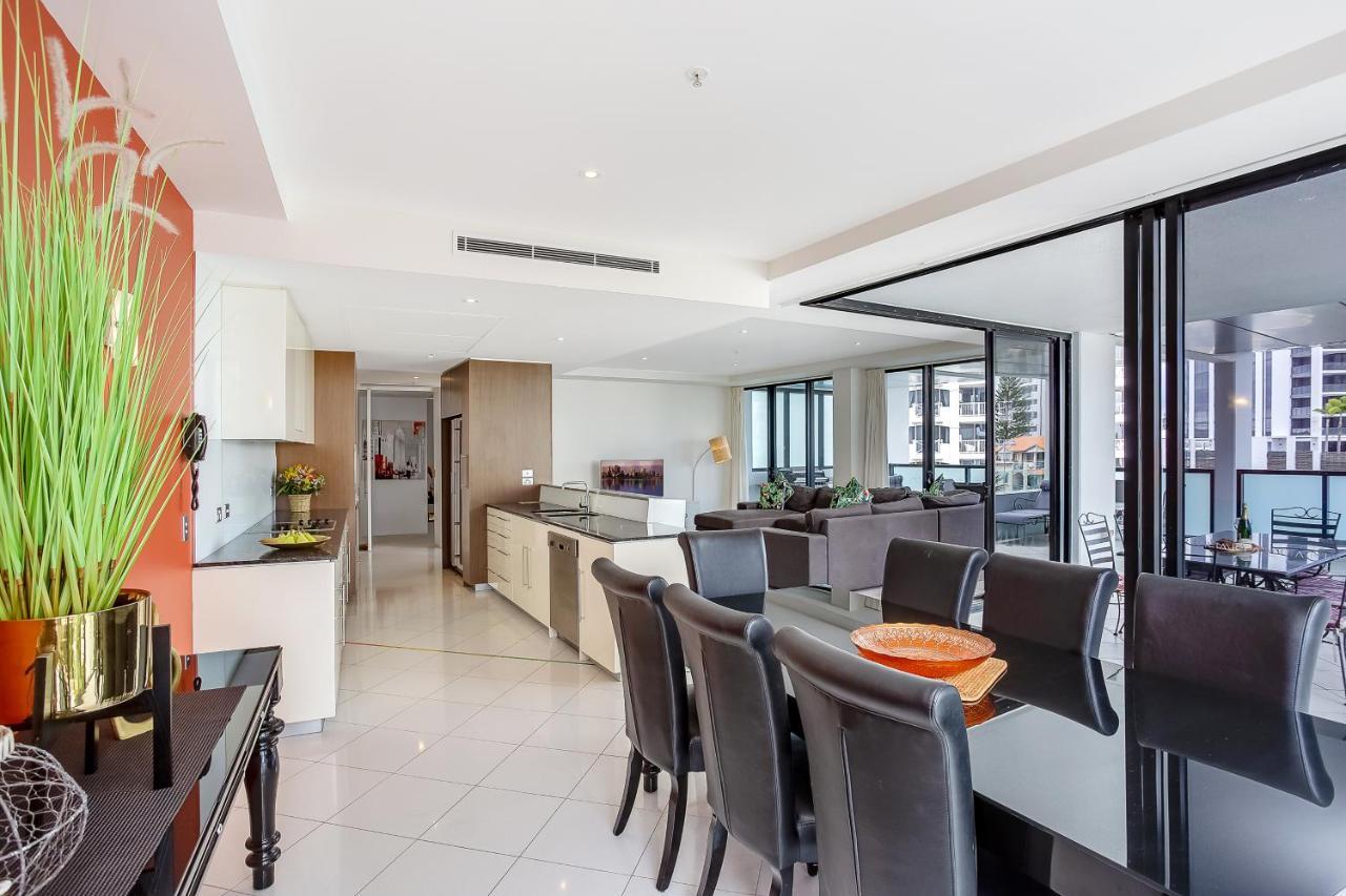 Aria Aparthotel 4*